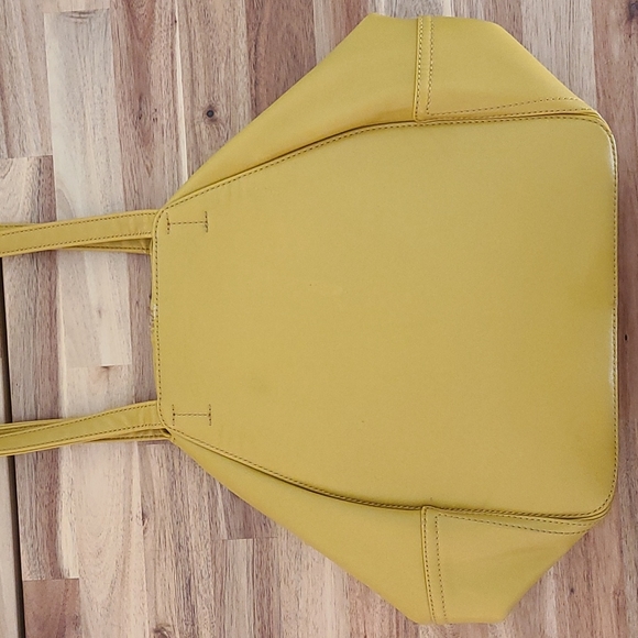 Matt & Nat Tote in Amber - Picture 2 of 12